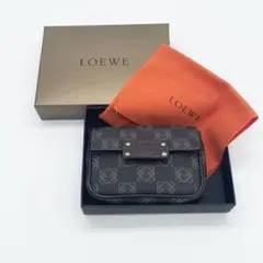 【美品】LOEWE ベルトバッグ　ベルトポーチ　レザー　PVC 濃茶系　ロゴ金具のサムネイル