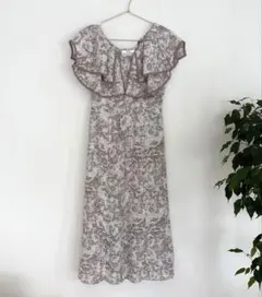 スナイデル　ラッフルカラーワンピース