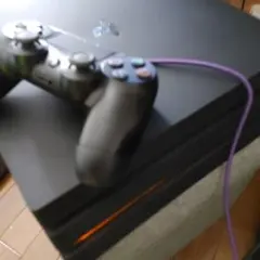 PlayStation 4 本体 + DualShock 4 コントローラー