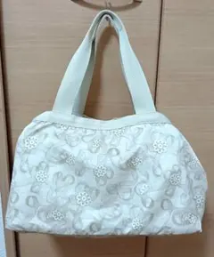 Item thumbnail for item 400f42e3-55b4-43e1-aa62-4b747cd8f4bf