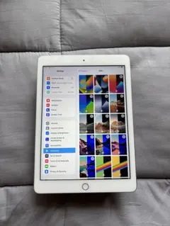 Apple ipad 5 128GBのサムネイル