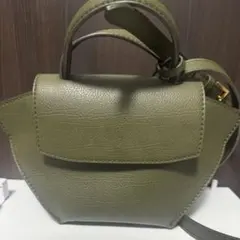 CHARLES & KEITH ショルダーバッグ
