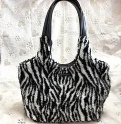 ROOTOTE CORPORATION 　　　　　　ゼブラ柄 ボアトートバッグ