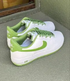 NIKE AIR FORCE 1 07 ホワイト グリーン スニーカー