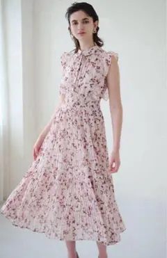 snidel sustainable フリルプリーツワンピース