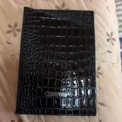 ABISTEクロコダイル風合成皮革 マルチケース