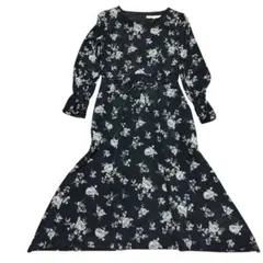 ナチュラルビューティー 花柄ワンピース ネイビー フレア 上品 S 春秋のサムネイル
