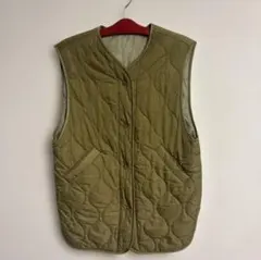 ミリタリースタイル　キルティングベスト