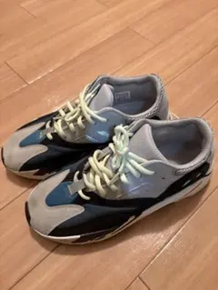 2026年最新】yeezy 700 wave runnerの人気アイテム - メルカリ