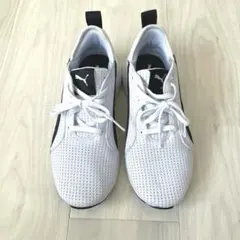 プーマ SOFT FOAM+ コンフォート メッシュスニーカー 白 美品