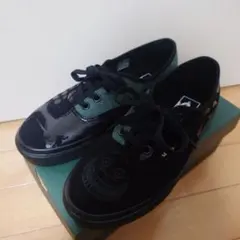 Item thumbnail for item c39847b7-9b90-45a4-bf2b-9a474b65fd52