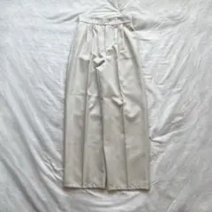 WEGO（ウィゴー）　アイボリー　ハイウエストセンタープレスワイドパンツ　L