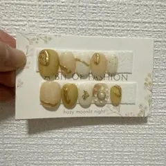 ネイルチップ2セット ＋ 粘着グミ　1シート入り（2回分）