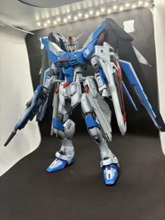 MGSD デスティニーガンダム 全塗装完成品 初音ミクカラー 最終お値下げ