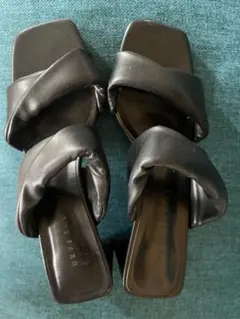 サンダルヒール高さ3センチ