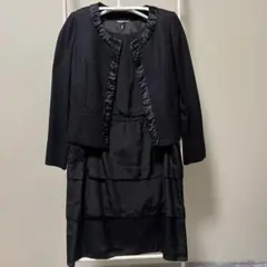 Emma James フリル付きスーツセット 黒