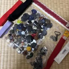 手芸素材セット ボタン・リボン・金具まとめて