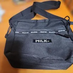 ミルクフェド　ショルダーバッグ