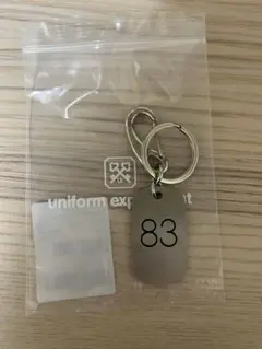 uniform experiment カラビナキーホルダーフラグメントデザインのサムネイル