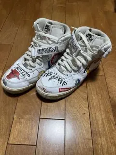 Item thumbnail for item 058e58ae-fbb4-46b8-9f9b-6ba7ebd5a506