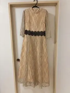 1回のみ着用 LACE LADIES レースワンピース ドレス ベージュ　S