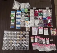 【割引き中】ビーズ・ストーン・アクセサリー材料セット　ミックス格安　ケース込み