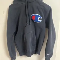 Champion ブラック フード付きパーカー