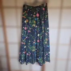 NOISEMAKER　花柄 ロングフレアスカート ボタニカル　ネイビーのサムネイル