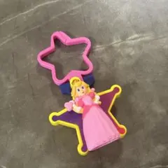 スーパーマリオ ピーチ姫 星型 キーホルダー マクドハッピーセット 