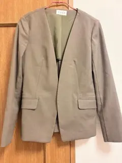 PLST リネンブレンド　ノーカラー　ジャケット S カラーレス　カーキ