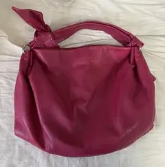 フルラ　ピンクショルダーバッグ