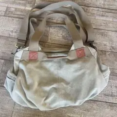 ショルダーバッグ 取り外し可能ストラップ