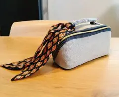 【新品未使用】エスティローダー ノベルティポーチ　限定 非売品 ミニバッグ