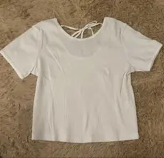 半袖Tシャツ バックリボン