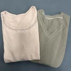 ラピーヌ 薄いピンク ビジュー付き Tシャツ 半袖のサムネイル