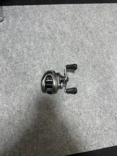 ジョナサン様専用 Shimano ベイトリール 本体 19 DC 201 - メルカリ