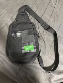 新品 Arnold Palmer アーノルドパーマー ショルダーバッグ ブラックのサムネイル