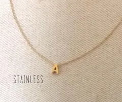 再販サージカルステンレス☆イニシャルAネックレス