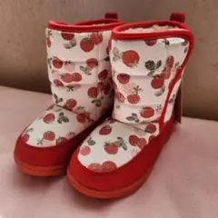 新品未使用　conoco いちご柄 スノーブーツ 17.0cm