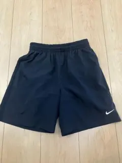 ナイキNIKE ハーフパンツ　140
