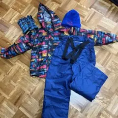 VAXPOT スキーウェアセット 130cm ニット帽　手袋付き