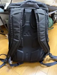 adidas ブラック バックパック