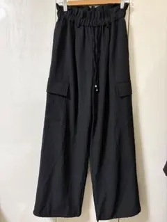 【LOWRYS FARM】カーゴワイドパンツ ブラック ウエストゴム