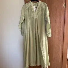 新品未使用　TORRAZZO DONNA リネン カフタンワンピースのサムネイル