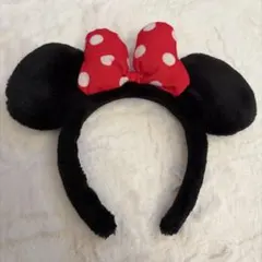 ディズニー　ミニーカチューシャ 赤い水玉リボン