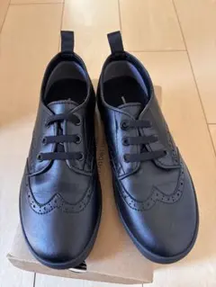 green label relaxing ウィングチップスニーカー23cmのサムネイル