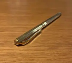 ジバンシー 金色 ボールペンのサムネイル