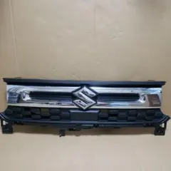 スズキ　スペーシア MK94S グリルのサムネイル
