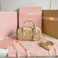 miu miu マテラッセ ショルダーバッグ