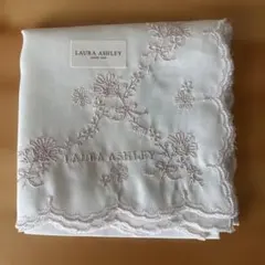 LAURA ASHLEY 他 ハンカチ二枚組